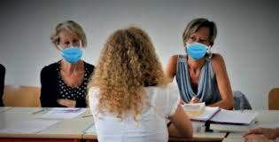 La ministra per l'istruzione, lucia azzolina, propone per la maturità 2020 il ritorno alla commissione interamente composta da docenti interni all'istituto e un presidente esterno, come accadeva quando gli esami di stato li affrontavano i genitori dei maturandi. Maturita 2021 Date Novita Prove Commissioni Calcolo Voto Gilda Venezia