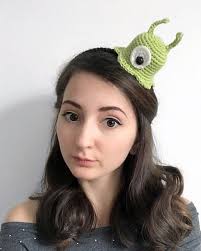 Futurama Brain Slug Headband pattern by Zoe Bartley