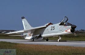 La 12f Sur Reacteur Album 1 Escadrilles Avion Militaire Marine Nationale Avion De Chasse