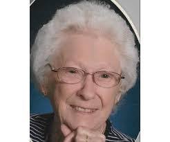 Charlotte Elias's Instagram, Twitter & Facebook