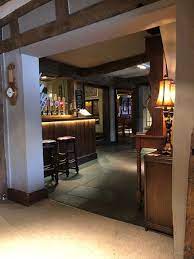 We offer a main menu featuring white swan classics like crispy chilli beef & southern fried tower burger and our dining aim is to offer a great choice of meals with something to suit everyone. Pub Dining Room Entrance White Swan Picture Of The White Swan Hotel Stratford Upon Avon Tripadvisor