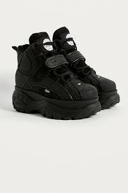 Plus de largeur sur l'avant pied pour plus. Slide View 4 Buffalo Baskets Montantes A Plateforme Chaussure Plateforme Basket Plateforme Chaussure
