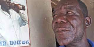 Kumpulan foto orang terjelek di dunia yang bikin heboh di dunia maya, sosial media. Pria Ini Empat Kali Juarai Kontes Orang Terjelek Di Zimbabwe