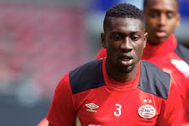 Дюмфрис дензел (denzel dumfries) футбол защитник нидерланды 18.04.1996. Psv New Recruit Denzel Dumfries To Provide Key Competition For Ghanaian Defender Derrick Luckassen Ghana Latest Football News Live Scores Results Ghanasoccernet