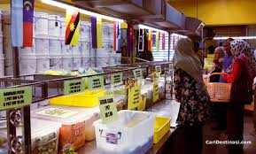 Jeruk madu pak ali was started as a home business and the founder was haji ali bin omar, 67 years old. Kedai Jeruk Madu Pak Ali Destinasi Beli Buah Tangan Penang Terbaik