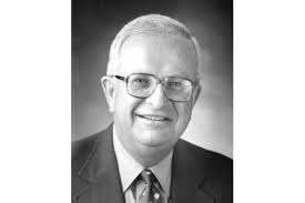 Lloyd Cox Obituary (2015)