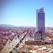 Totalmente falso que hayan incendiando el hotel riu este día. Hotel Riu Plaza Guadalajara Guadalajara Jalisco Mexico