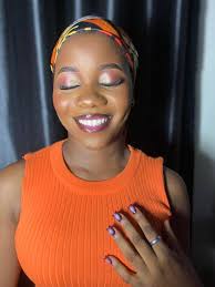 Makeup artist shares glam series and upcoming class