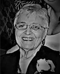 Mary Oehlert's Instagram, Twitter & Facebook