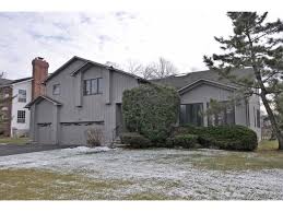 Http Www Randrealty Com Nj Property 1768846 15 Verkade Dr Wayne Nj 07470 Better Homes And Gardens Better Homes House Styles