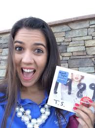 Melanie Murillo (@memurillooo)