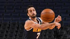 Campazzo, quien superó toda expectativa inicial en su debut en la nba (6,1 puntos, 2,1 rebotes, 3,6 denver y portland se vieron tres veces las caras en la temporada regular, con dos triunfos para. Campazzo Debuto Con Los Denver Nuggets Diario Democracia