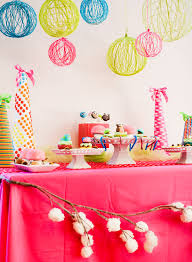 It can be a random pattern. Diy Tutorial Creative Yarn Chandelier Hostess With The Mostess