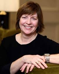 Lori Yoder's Instagram, Twitter & Facebook