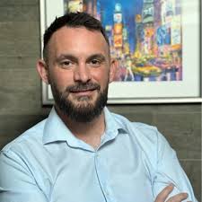 CAFPI au JT de France 3 Normandie 👀 Guillaume BACHELOT de l'agence CAFPI  Rouen, détaille l'importance de l'expertise du courtier et la valeur  ajoutée de son accompagnement dans un contexte de… |