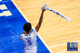 Hugging silver as the entire room gave a standing ovation and chanted terrence's name. Calipari Doesn T Rule Out Terrence Clarke Vs Ut Says There S Nothing Wrong With Mri Results Kentucky Sports Radio