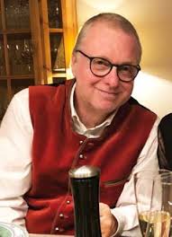 TSV-INFOS & TRAININGSZEITEN AUF DEN SEITEN 20 UND 21!