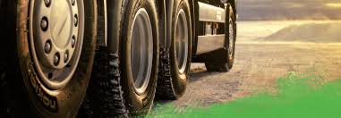 Uzura pneurilor creste foarte mult. Accident De Camion Cauzat De Explozia Unei Anvelope IatÄ Cum SÄ Avem GrijÄ De Anvelopele Camioanelor Pe Perioada Verii Trans Info