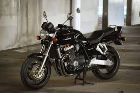 Honda cb1000f cafe racer by studio motor. Bring A Trailer Bargain Of The Week 1994 Honda Cb1000 Super Four