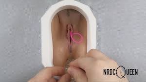 Magical Glory Hole for women in 4K