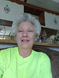 Tammy Wirth's Instagram, Twitter & Facebook