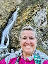 Alaska USA, Thompson Pass, waiting for spring wildlife