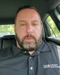 Jason Bauch's Instagram, Twitter & Facebook