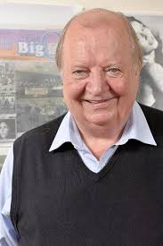 East Kilbride pays tribute to 'Mr Olympia' Sandy McBain