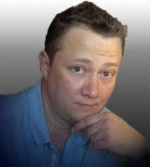 Shannon Slaton's Instagram, Twitter & Facebook