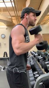Hammer Curls Video Biceps Workout Gym Workout Videos Shoulder Workout