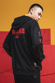 The hoodie and pullover collection retails at rm379 and rm279 respectively. Skechers Has A New Collection Inspired By Popular Anime Series One Punch Man