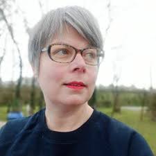 Il y a 5️⃣ ans, le 3 septembre 2018 j'arrivais à la mairie de  Fontenay-le-Comte comme social media manager avant de devenir en janvier  2021 responsable du service communication. 🚀 Avec engagement