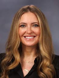 Lora Martin's Instagram, Twitter & Facebook