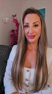 Adele Olson's Instagram, Twitter & Facebook