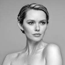 Gillian Temple's Instagram, Twitter & Facebook