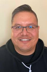 Justin Deegan's Instagram, Twitter & Facebook