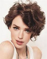 Medium length curly hair styles and different face types of hairstyles are hidden in these images. Asymmetrical Short Curly Hair Styles 2018 2019 Short Bob Short Wavy Hair Short Curly Haircuts Oval Face Hairstyles