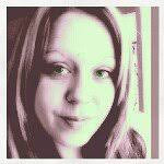 Kimberly Renfro's Instagram, Twitter & Facebook