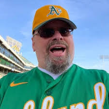 Scott Hermansen's Instagram, Twitter & Facebook