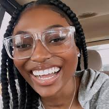 Happy Birthday Tayla. 🎂🎂 Will be seeing you in Lancaster PA in June.  Can't wait.