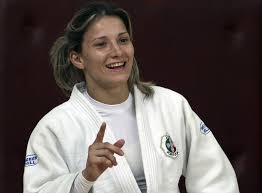 ^ «telma alexandre pinto monteiro». Judo Telma Monteiro No 5 Lugar No Grand Slam De Paris Lusojornal