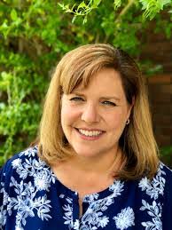 Leeann Freeman's Instagram, Twitter & Facebook