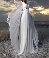 Check spelling or type a new query. 40 Kleider Ideen Kleider Tribute Von Panem Film Ballkleid