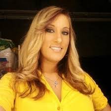 Tanya Bledsoe's Instagram, Twitter & Facebook