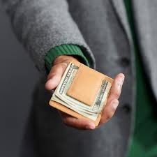 4.6 out of 5 stars 781. Mongorammed Leather Money Clip Wallet Mark And Graham