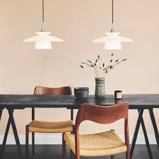 Esszimmer skandinavisch, esszimmertisch, esszimmer wandgestaltung, esszimmer landhausstil, esszimmer sitzbank, esszimmer deko, esszimmer design, esszimmer holz, esszimmer hygge. Skandinavische Pendellampe Aus Glas