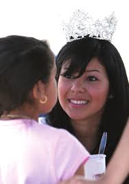 Snapshots from the Downey Street Faire