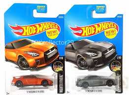 Hotwheels 2017 Nissan Gt R Skyline R35 Copper 17 Gray R35 2 Pack Diecast Cars Hotwheels Nissan Nissan Gtr Skyline Skyline Gt Nissan Skyline