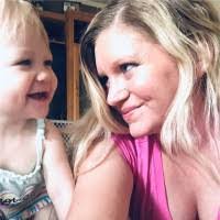 Amanda Crisman's Instagram, Twitter & Facebook