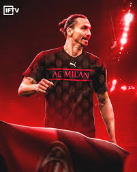 Held in secret, this presentation wasn't a tiktok or edgy short clip, but the first time a club's kit would be debuted by its women's team. Italian Football Tv On Twitter Milan S 2021 22 Third Kit Was Leaked Yesterday What We Thinkin Jersey Leak Came From Footy Headlines Who Are Usually Spot On With It Https T Co Lyoawy7a3c